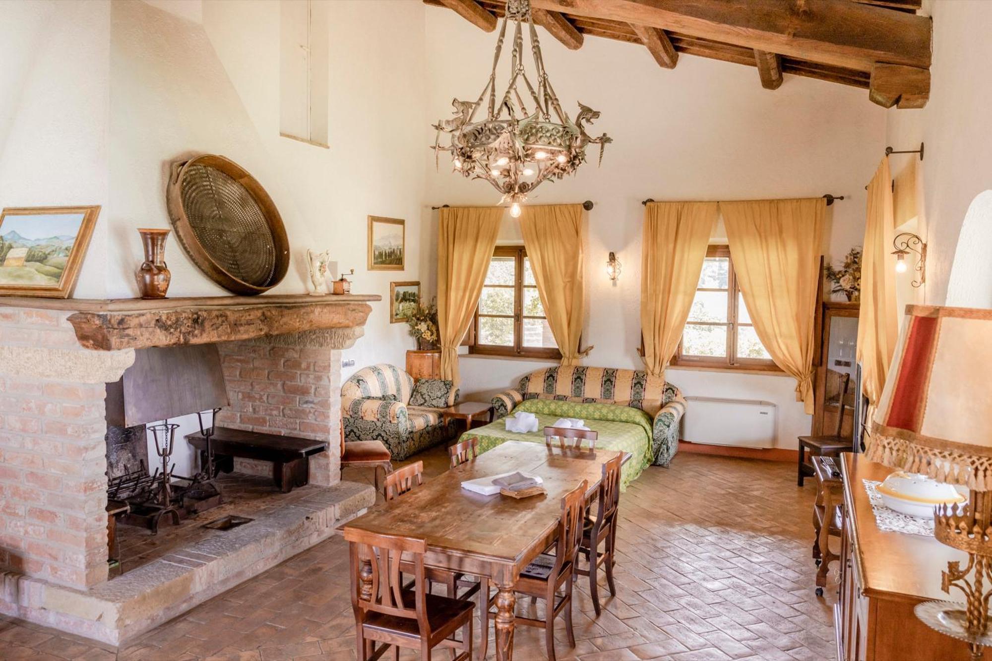 Agriturismo Il Serraglio Montepulciano Stazione Exterior foto